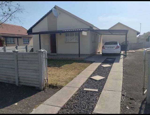 2 BEDROOM HOUSE FOR SALE IN FREEDOM PARK A